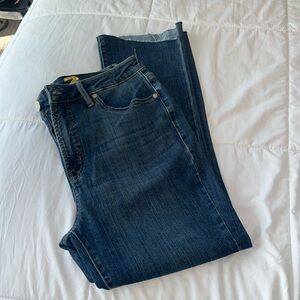 Seven7 Jeans size 8